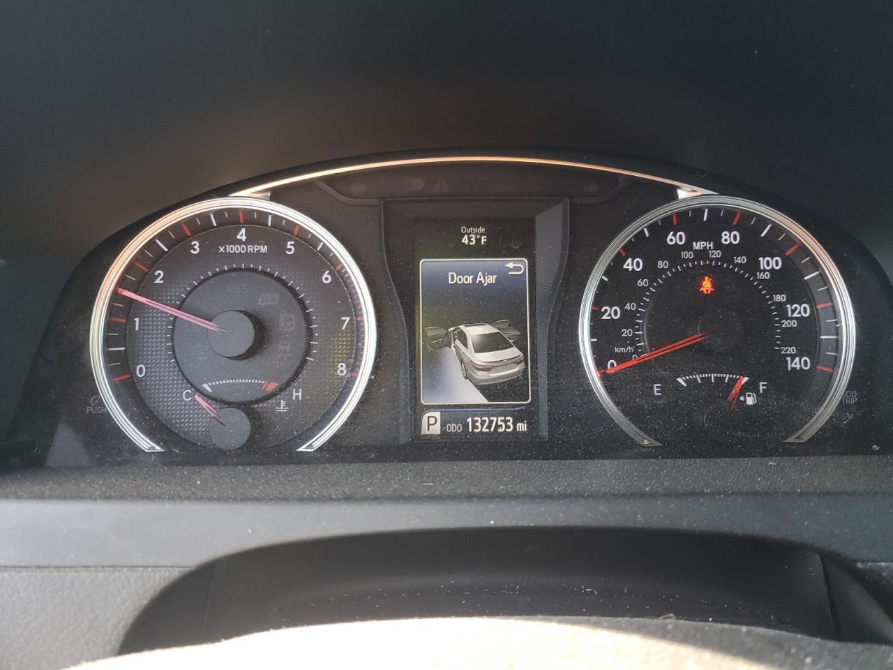 2015 Toyota Camry - Image 9