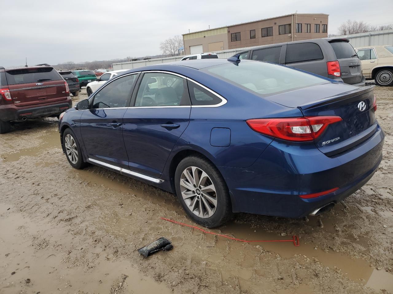 2016 Hyundai Sonata - Image 2