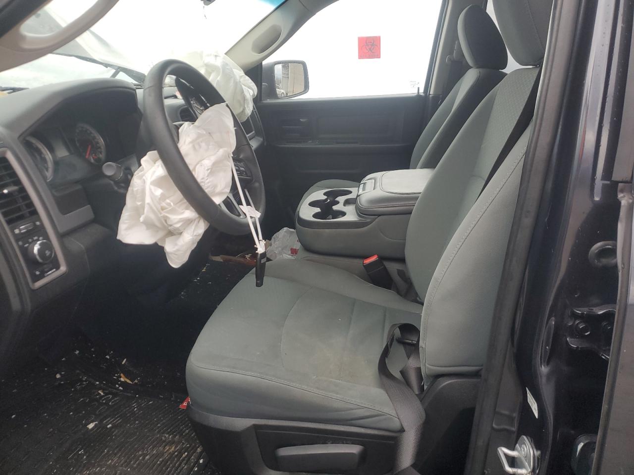 2018 RAM 1500 - Image 7