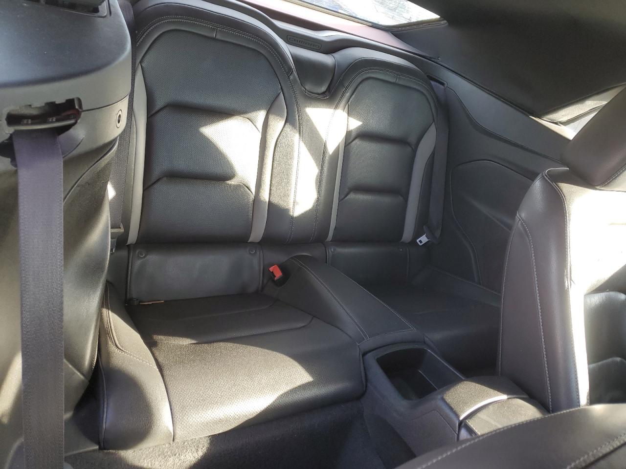 2019 Chevrolet Camaro - Image 10