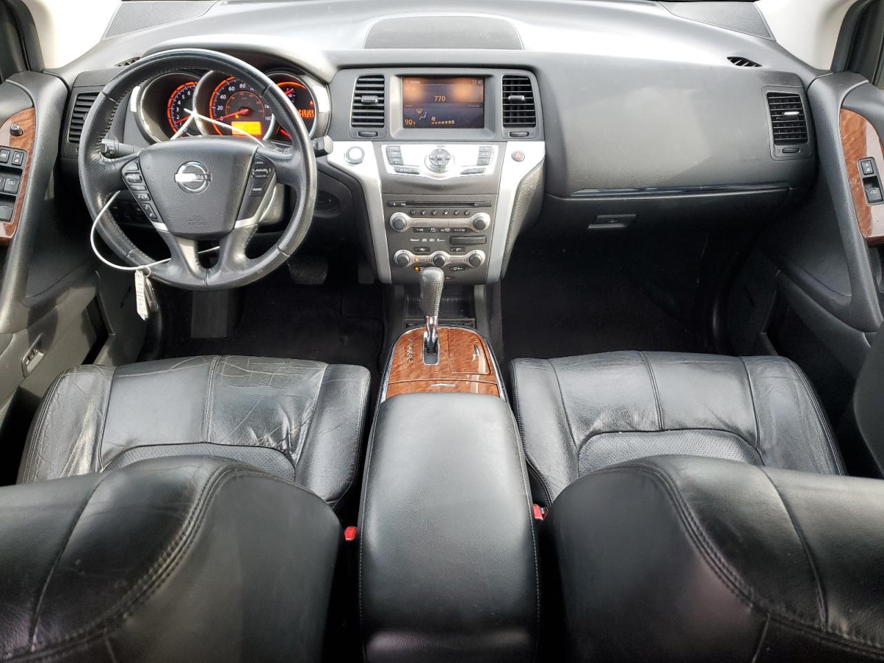 2010 Nissan Murano - Image 8