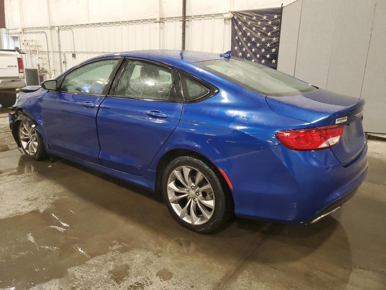 2015 Chrysler 200 - Image 2