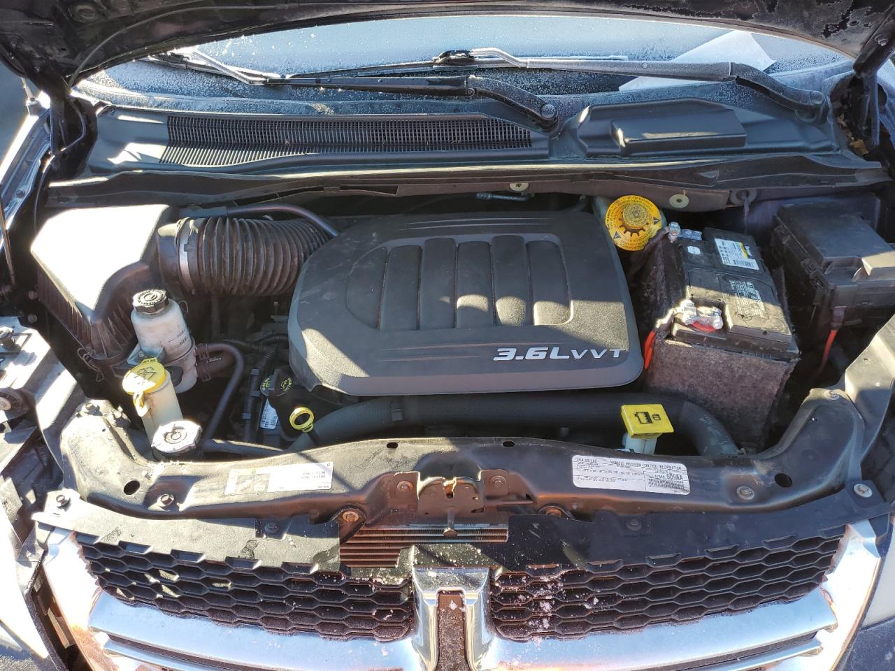 2016 Dodge Caravan - Image 12