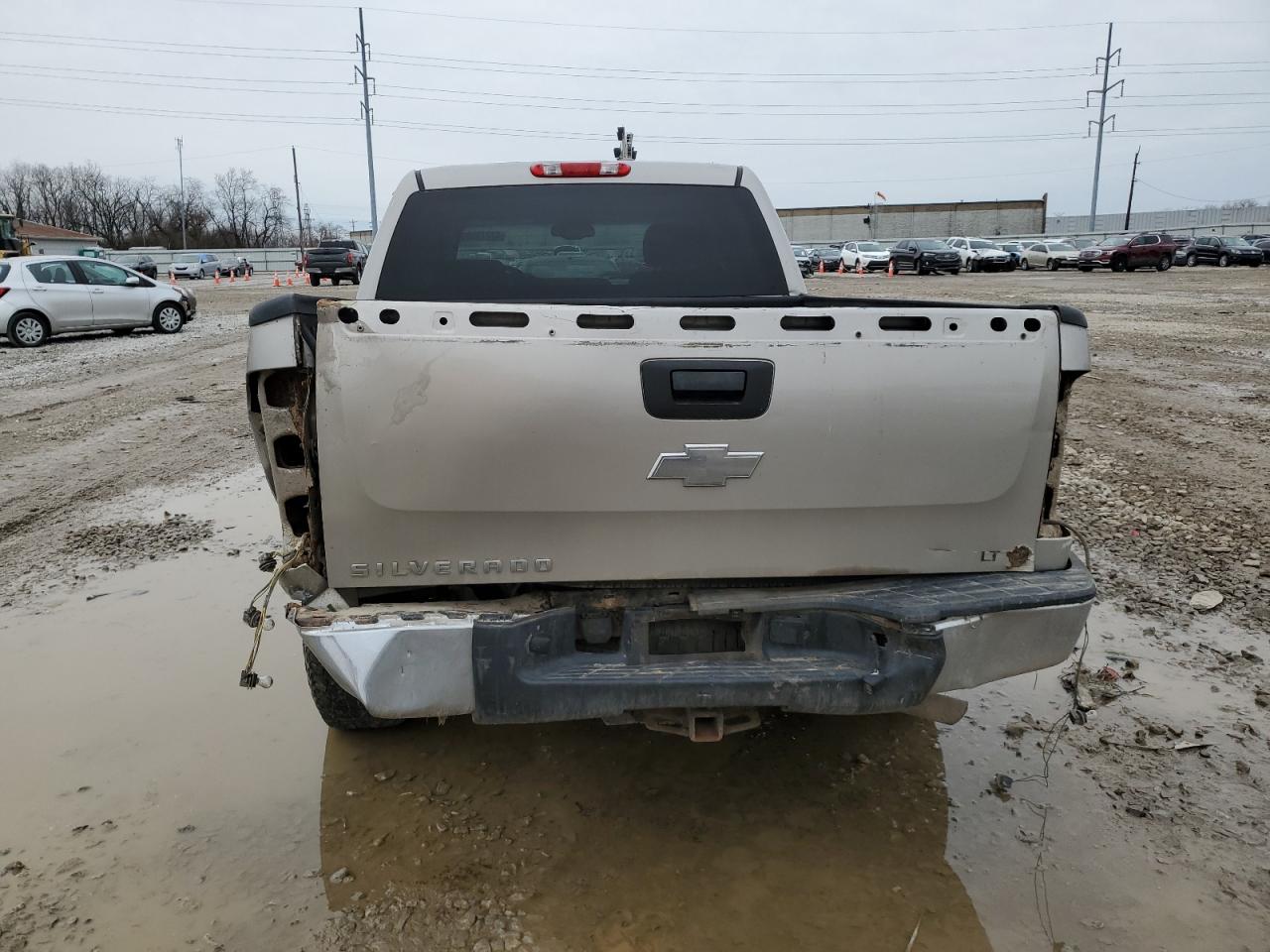 2007 Chevrolet Silverado - Image 6