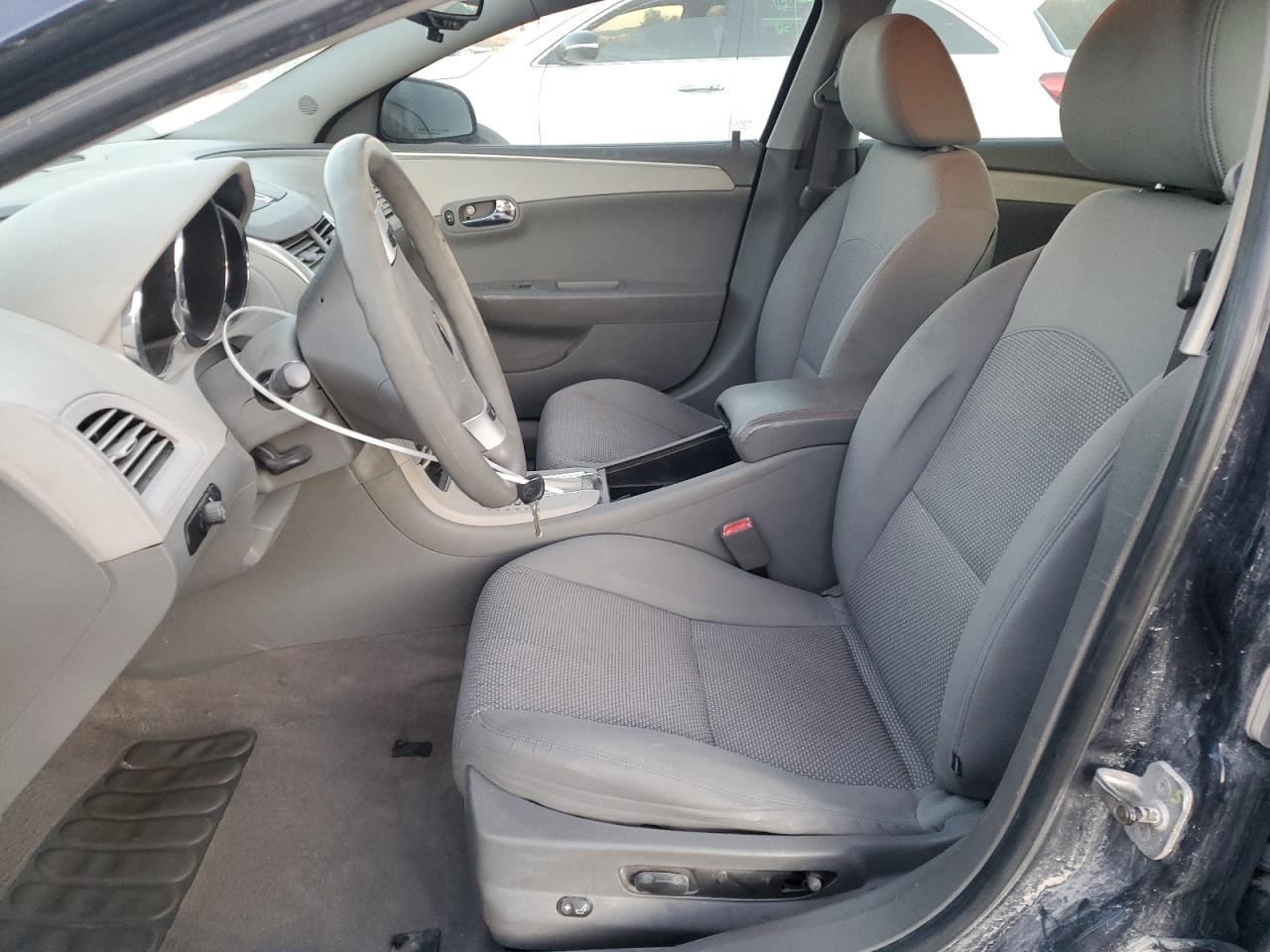 2011 Chevrolet Malibu - Image 7