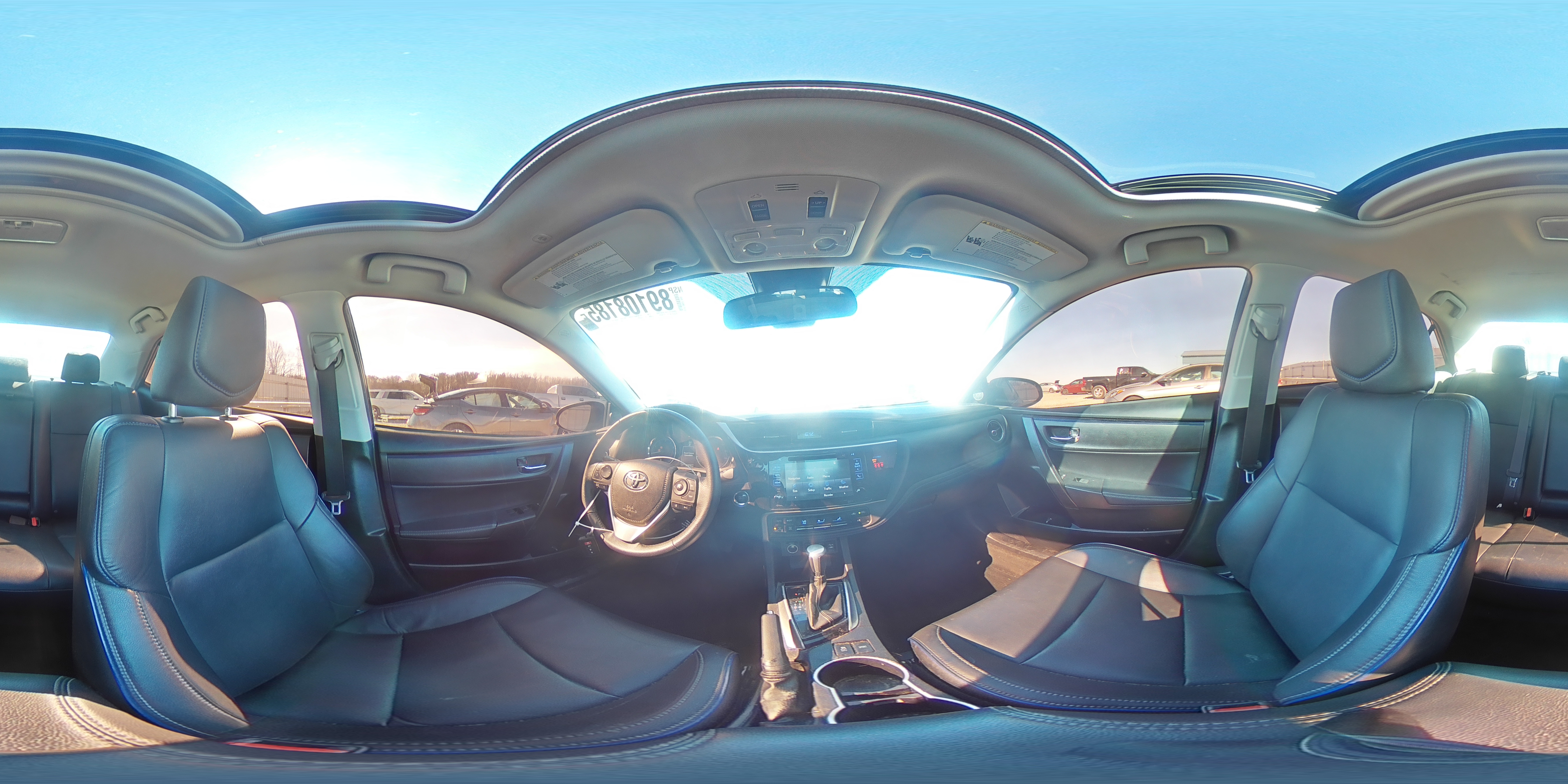 2018 Toyota Corolla - Image 12