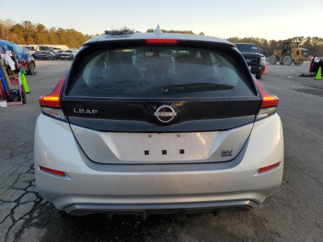  NISSAN LEAF 2024 Сріблястий