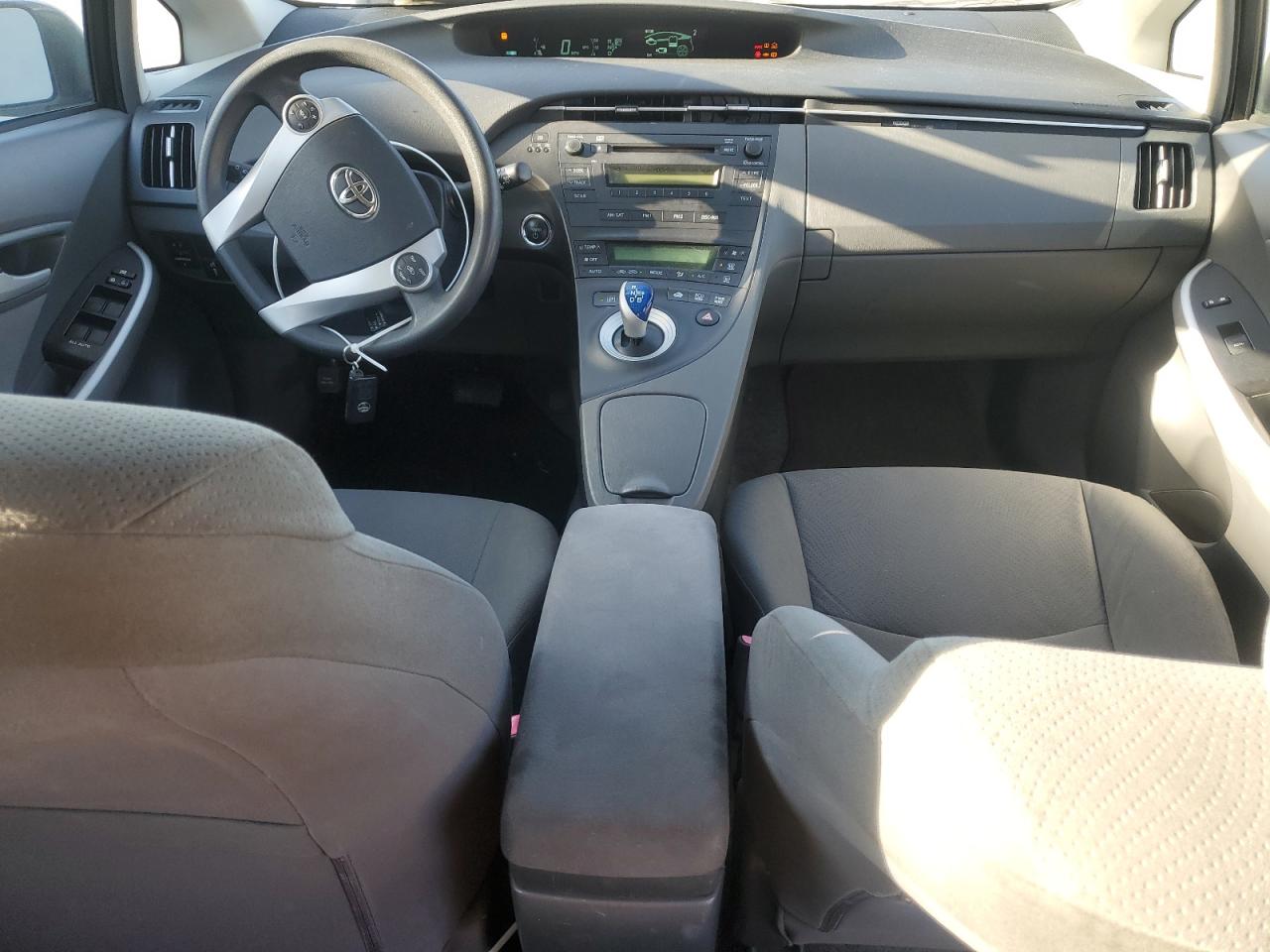 2011 Toyota Prius - Image 8