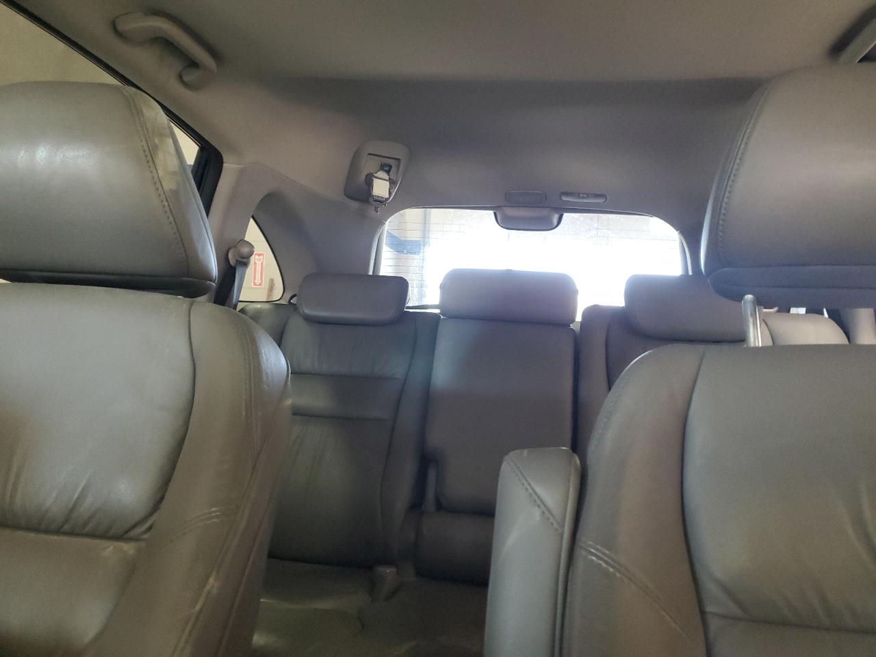 2009 Honda CR-V - Image 10