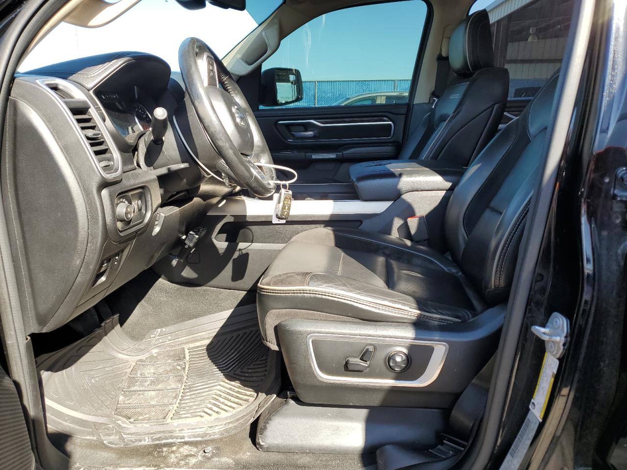 2020 RAM 1500 - Image 7