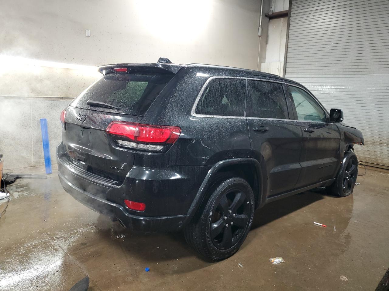 2015 Jeep Grand Cherokee - Image 3