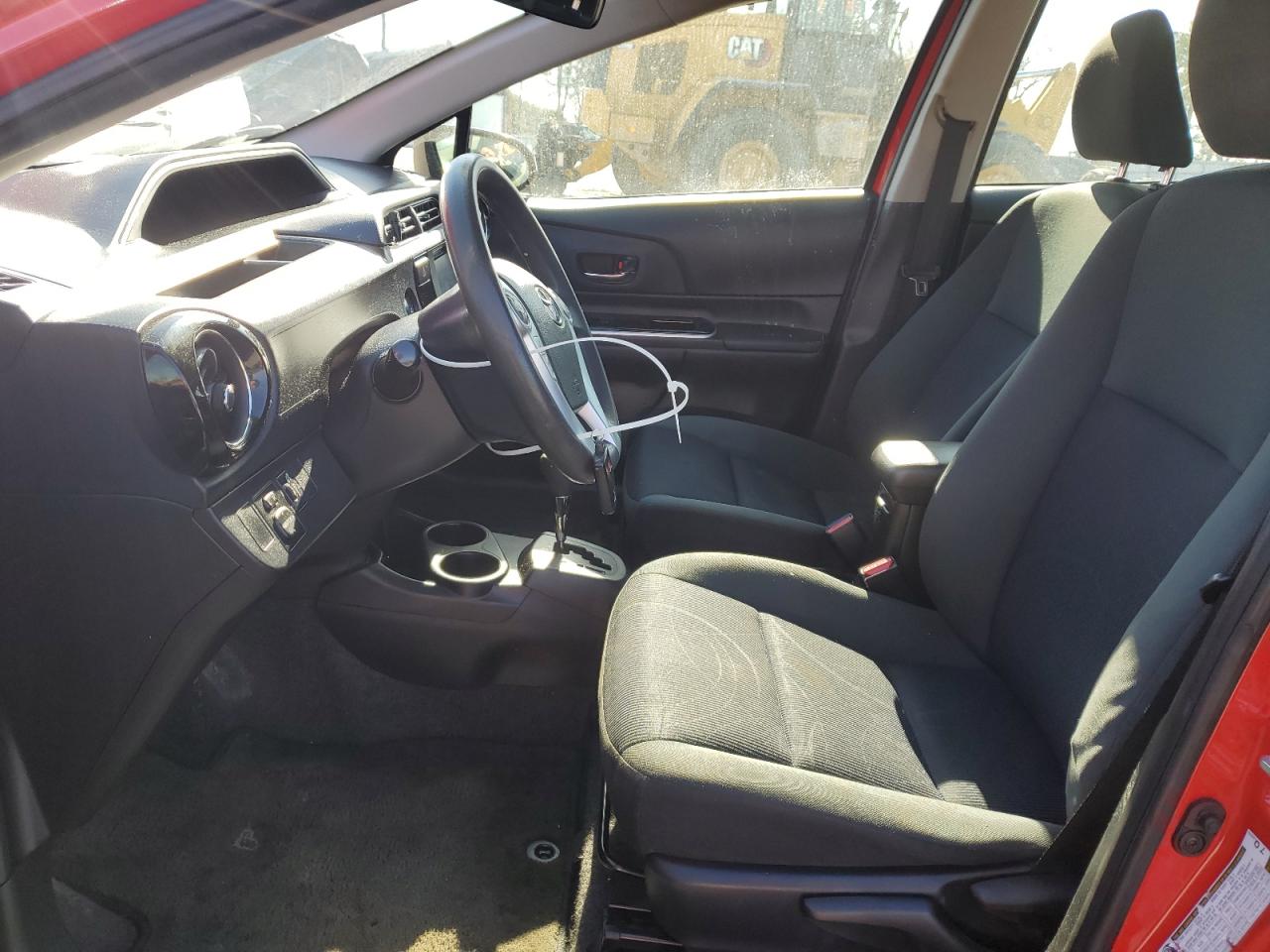 2015 Toyota Prius - Image 7