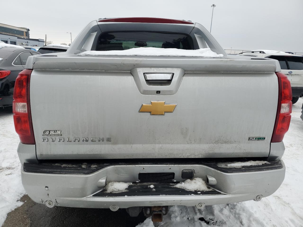 2012 Chevrolet Avalanche - Image 6
