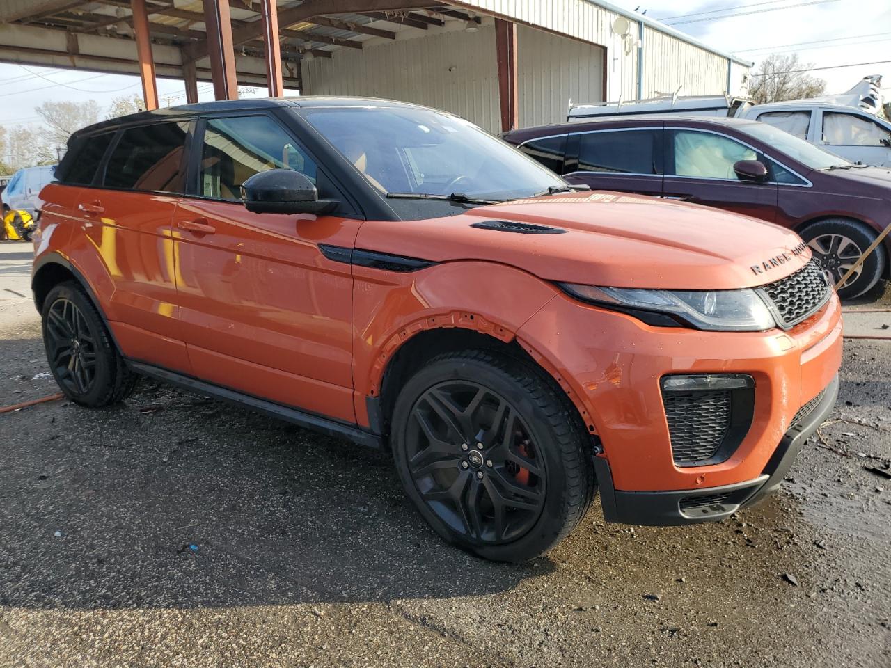 2017 Land Rover Range Rover - Image 4