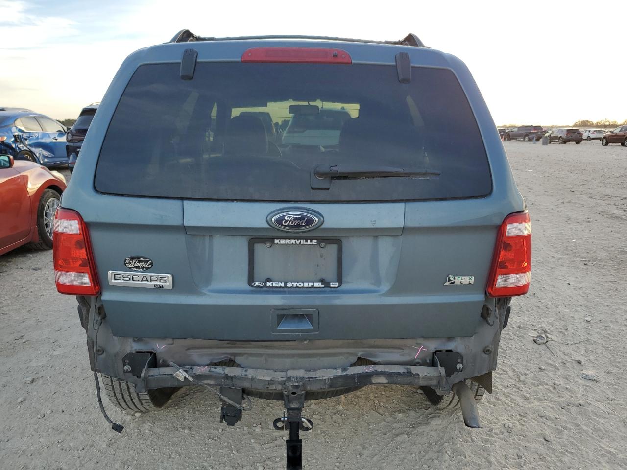 2010 Ford Escape - Image 6