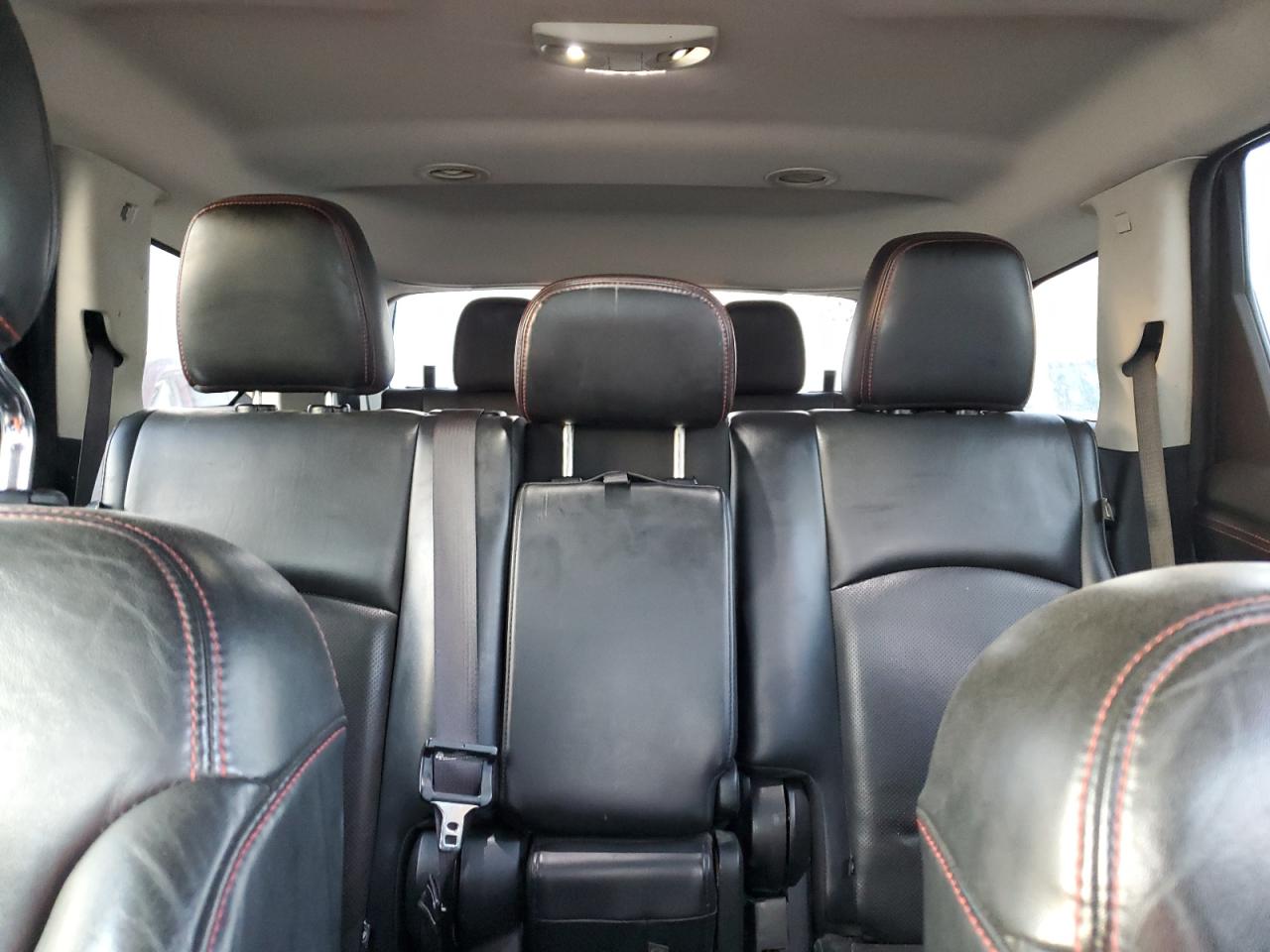 2017 Dodge Journey - Image 10