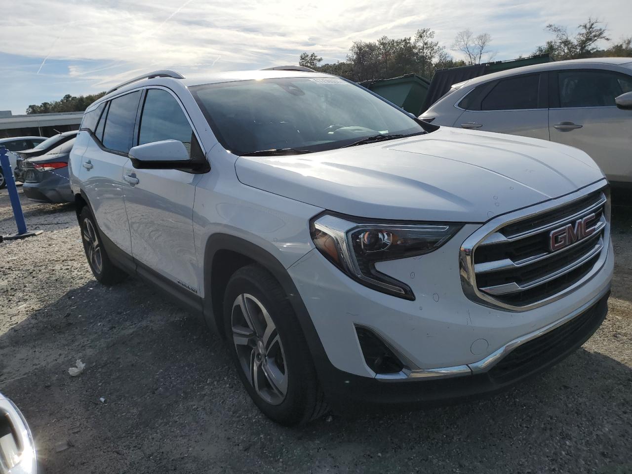 2019 GMC Terrain - Image 4