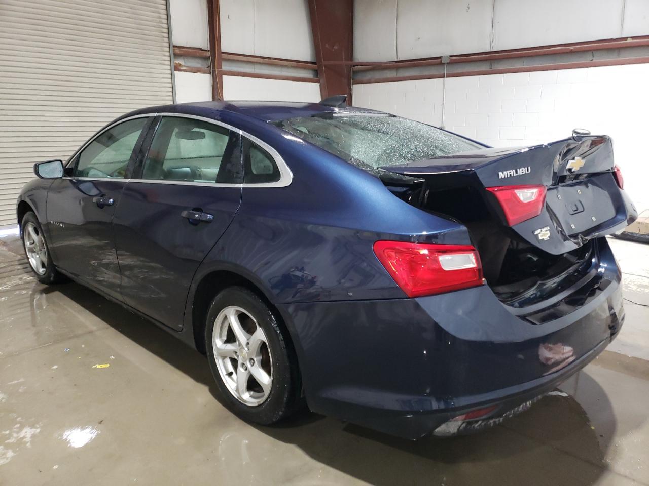 2017 Chevrolet Malibu - Image 2