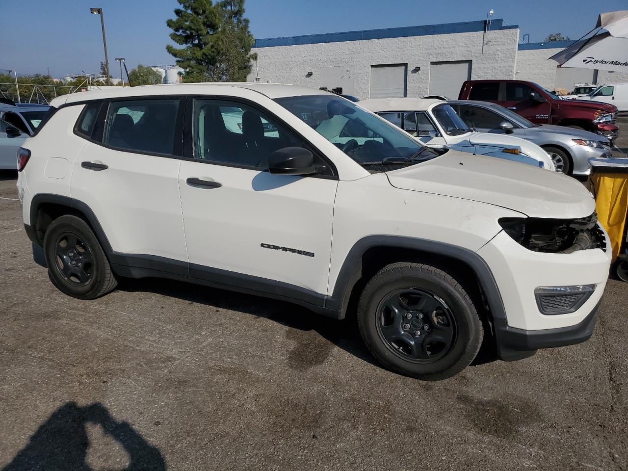 2018 Jeep Compass - Image 4