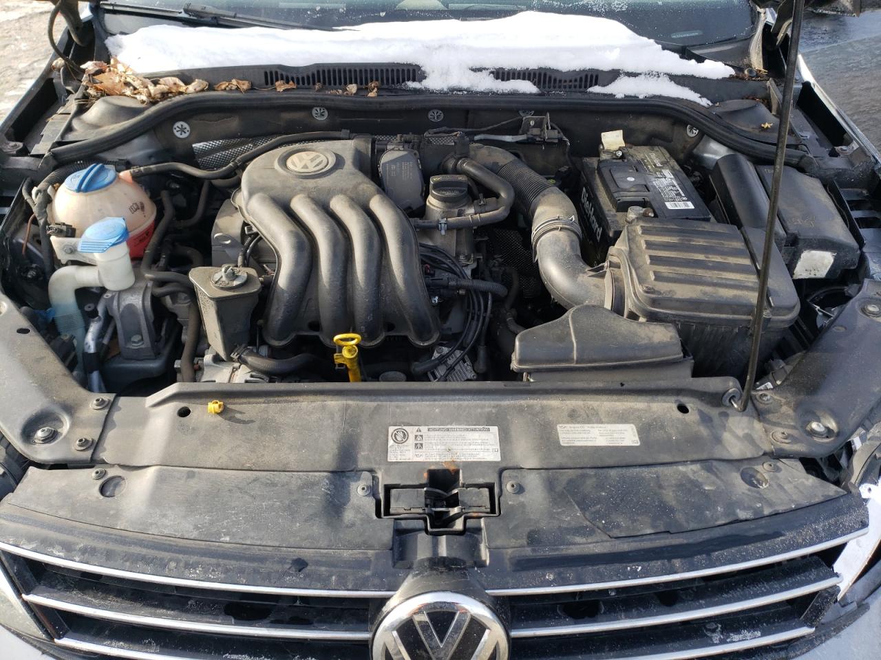 2015 Volkswagen Jetta - Image 11