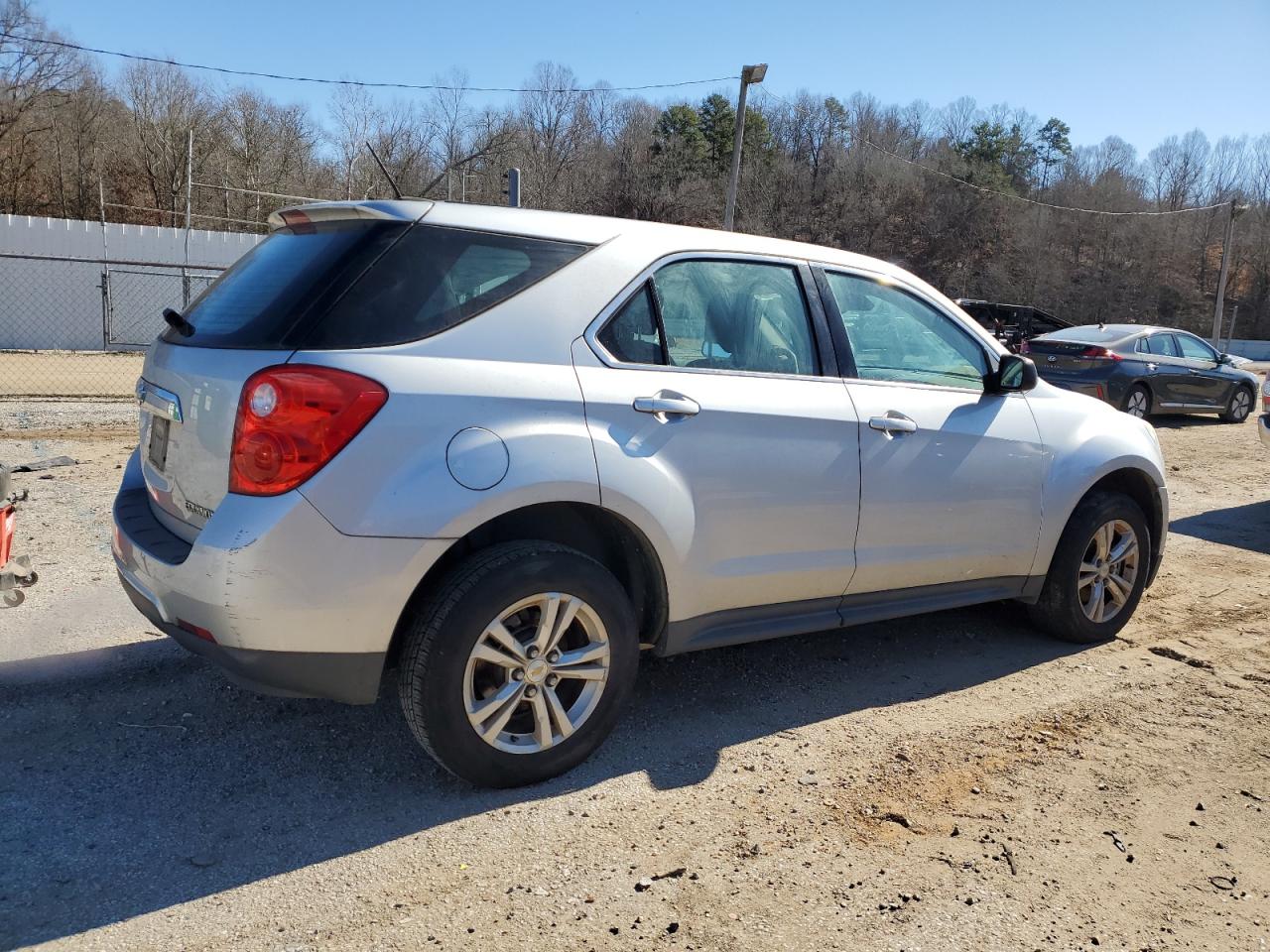 2015 Chevrolet Equinox - Image 3