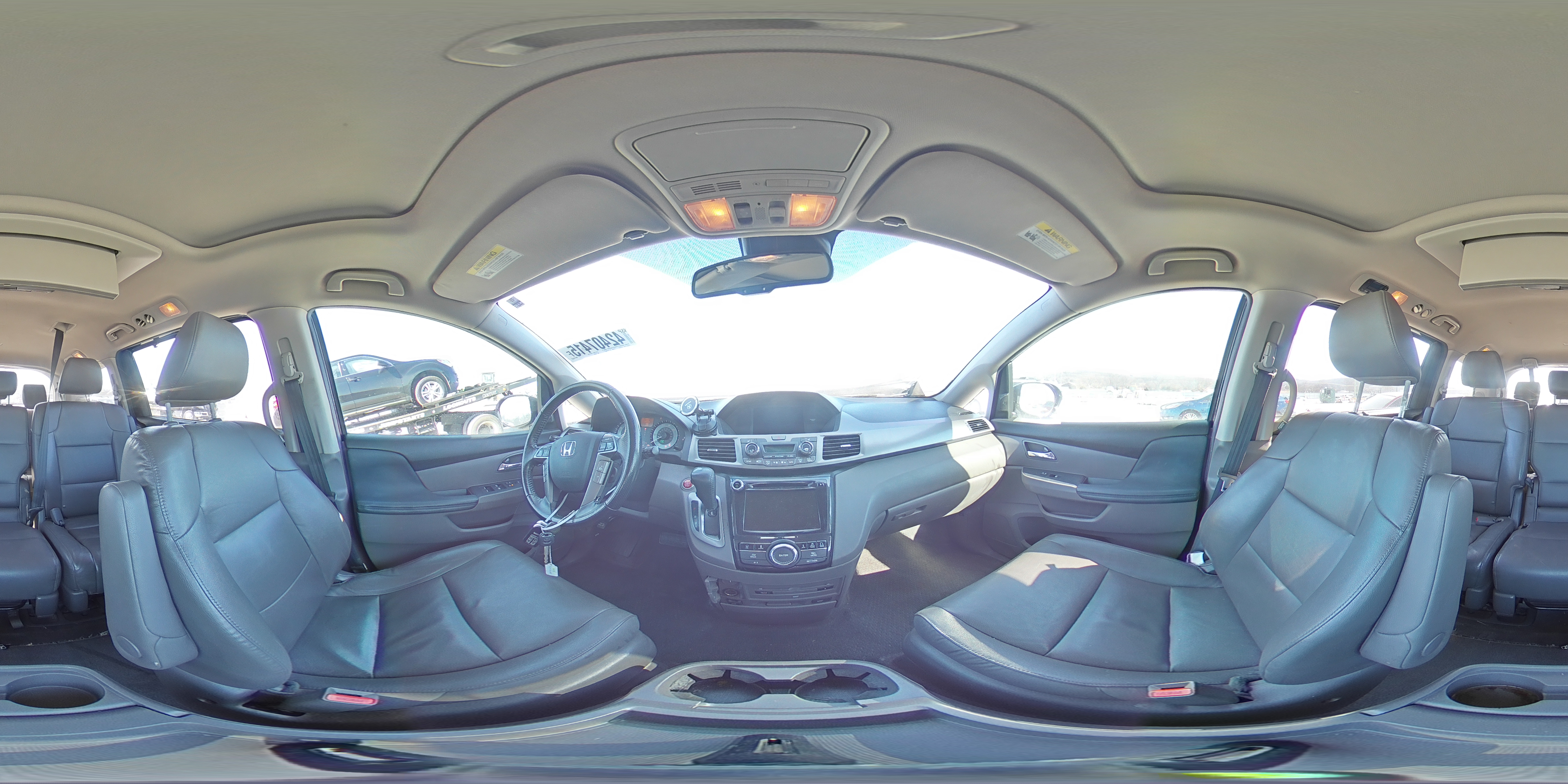 2016 Honda Odyssey - Image 13
