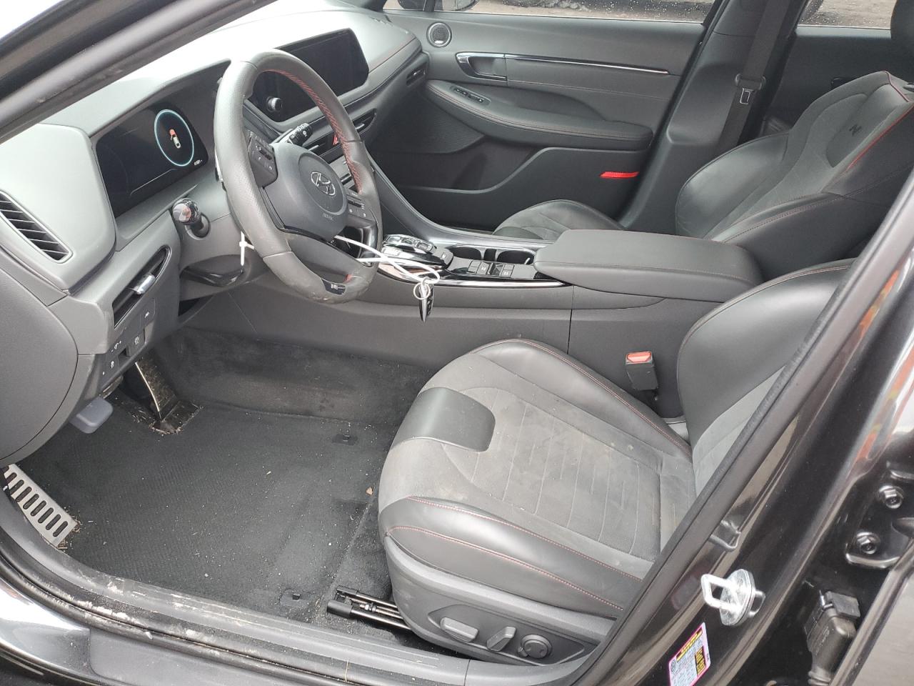 2022 Hyundai Sonata - Image 7