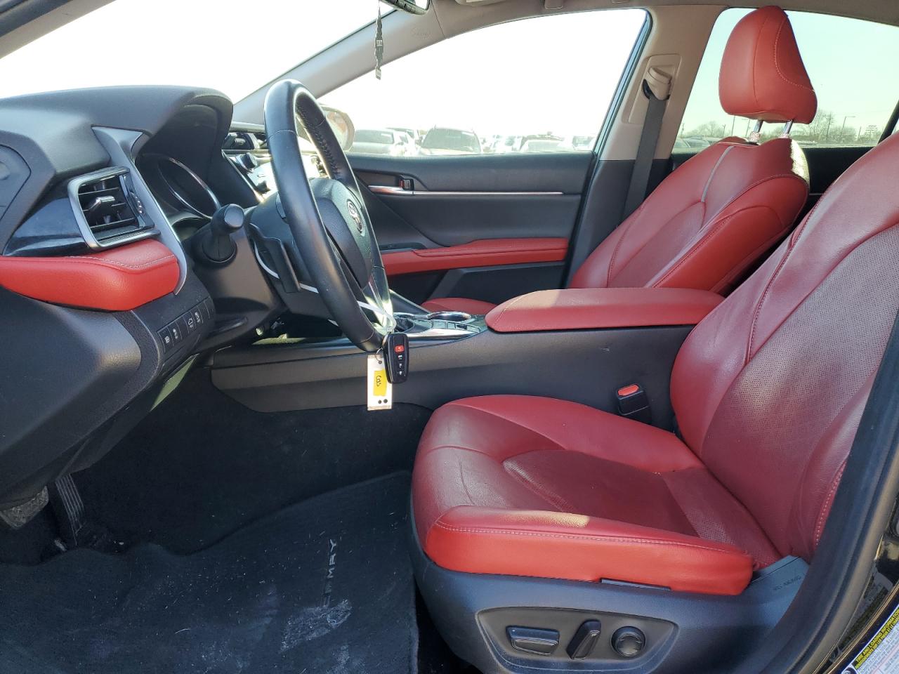 2019 Toyota Camry - Image 7