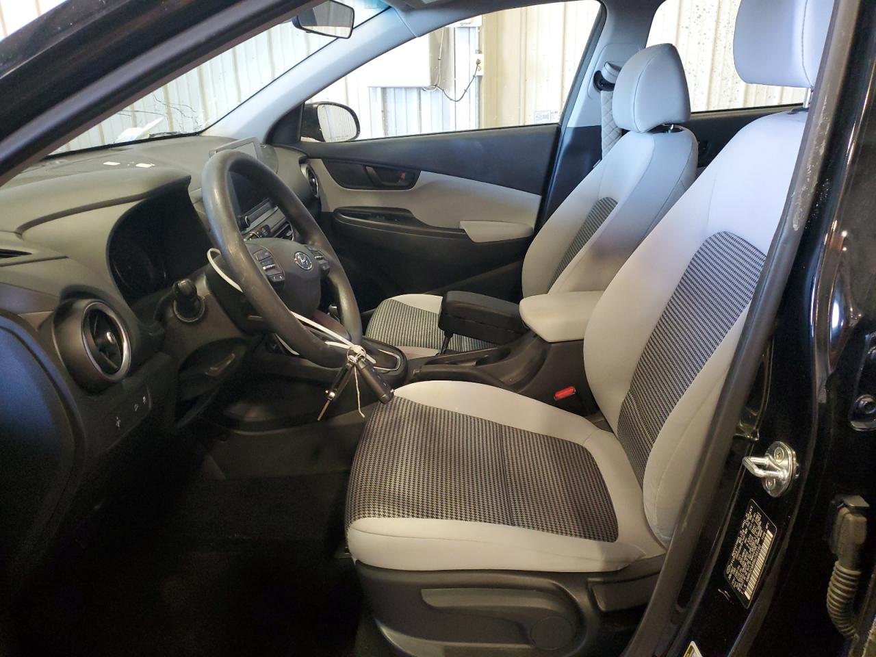 2022 Hyundai Kona - Image 7