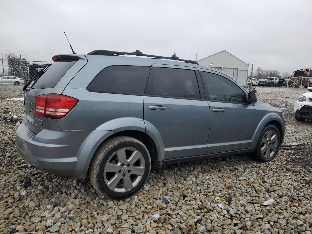 2010 Dodge Journey - Image 3