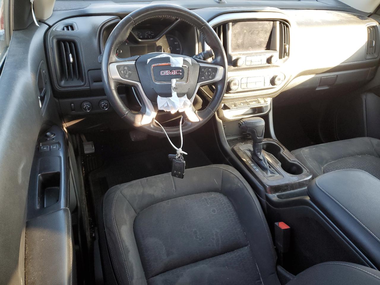2015 GMC Canyon - Image 8