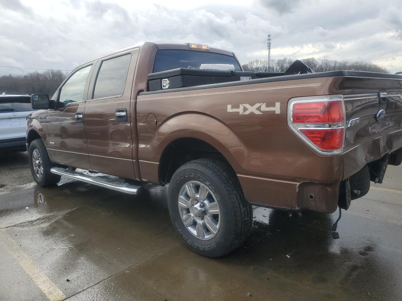 2011 Ford F-150 - Image 2