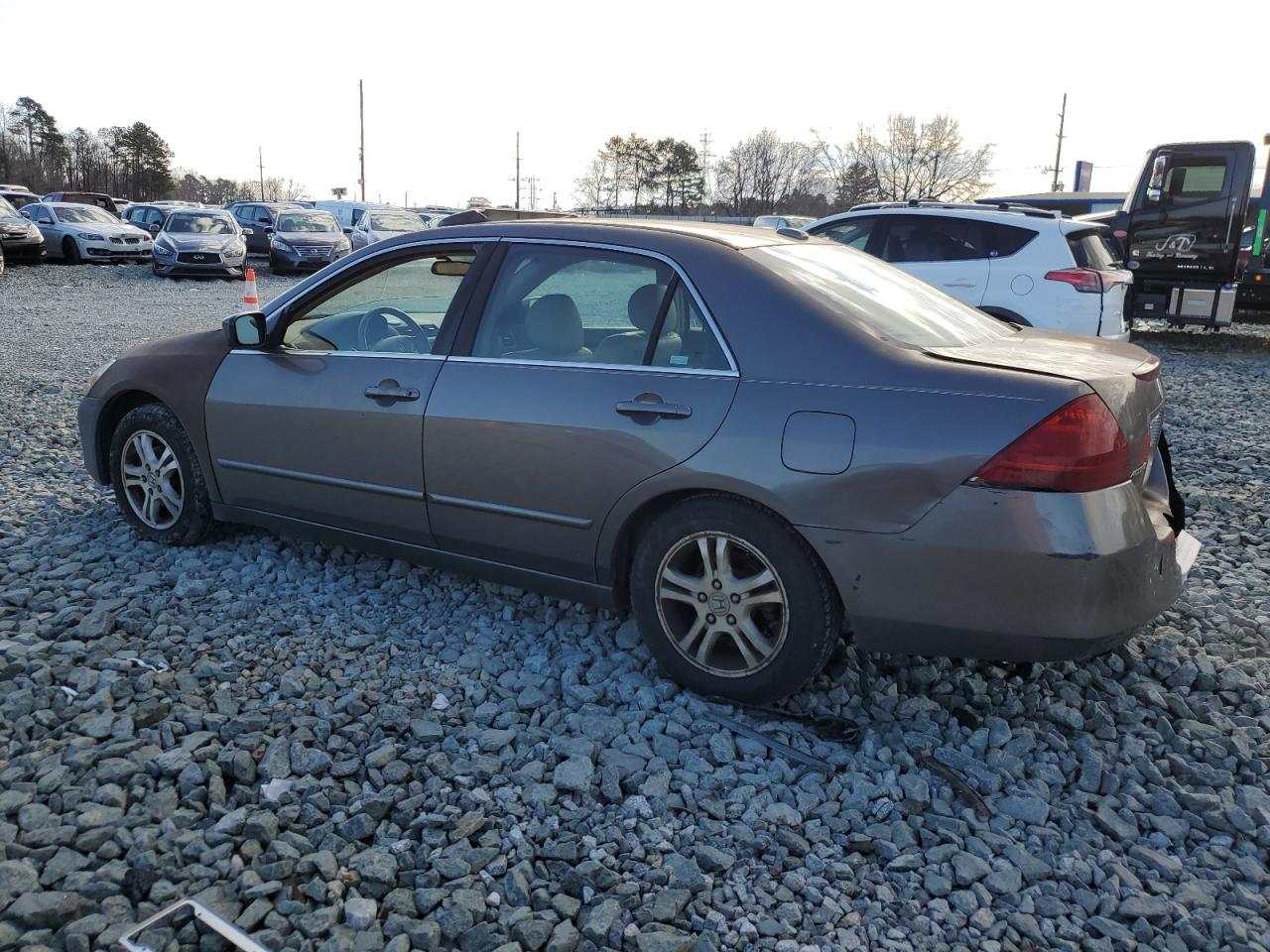 2007 Honda Accord - Image 2