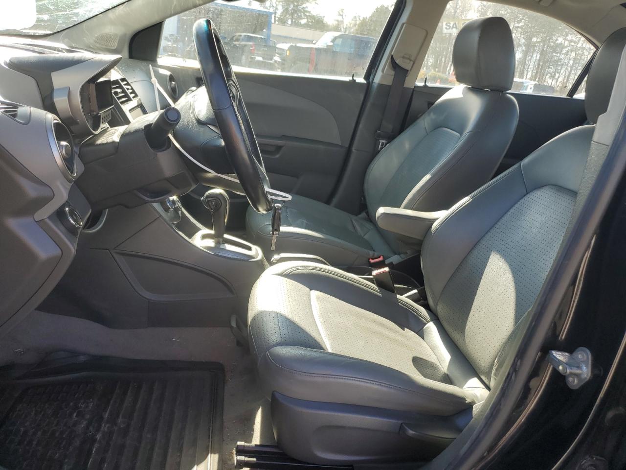 2015 Chevrolet Sonic - Image 7