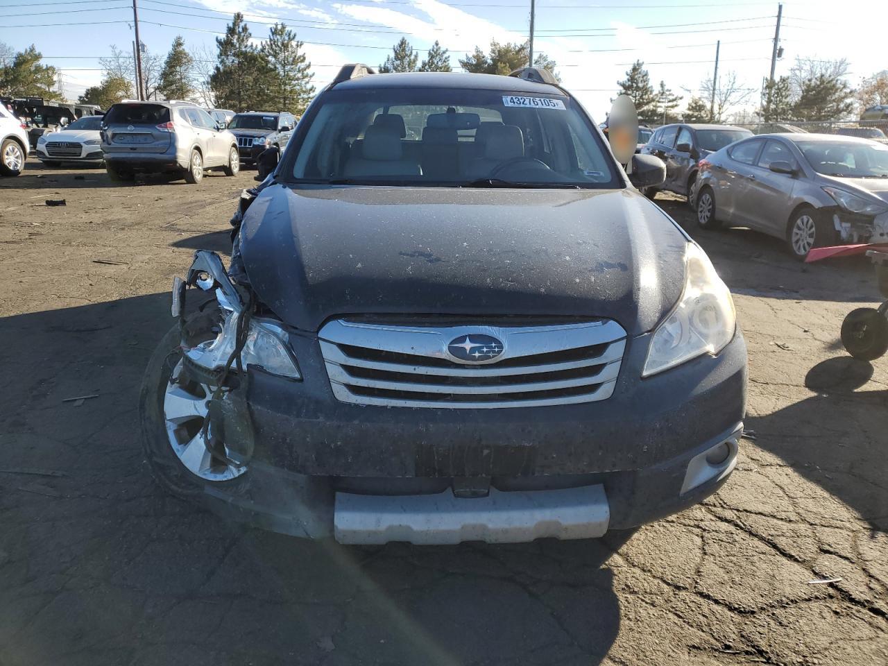 2011 Subaru Outback - Image 5