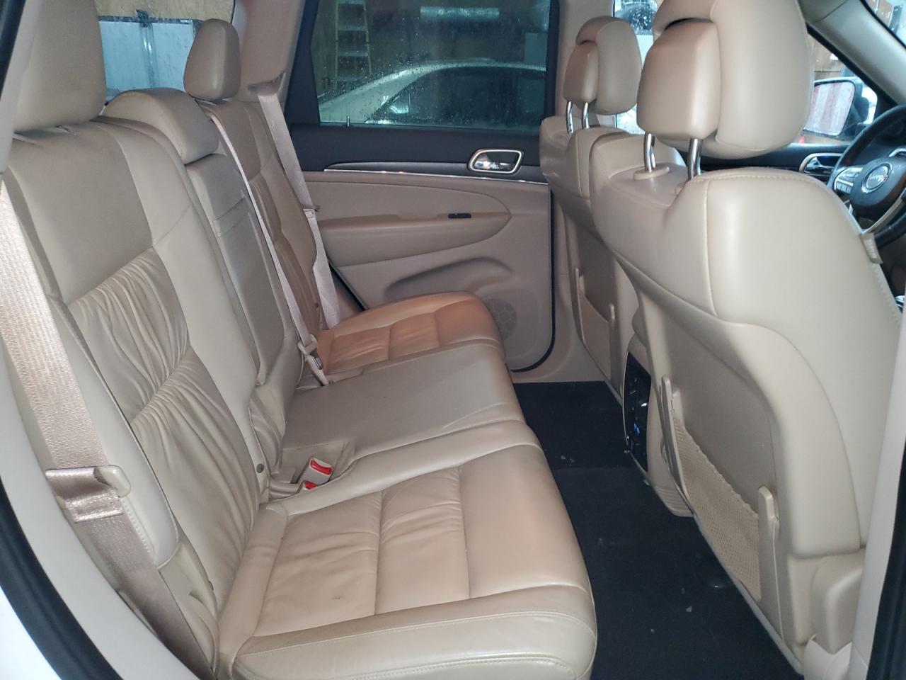 2015 Jeep Grand Cherokee - Image 11