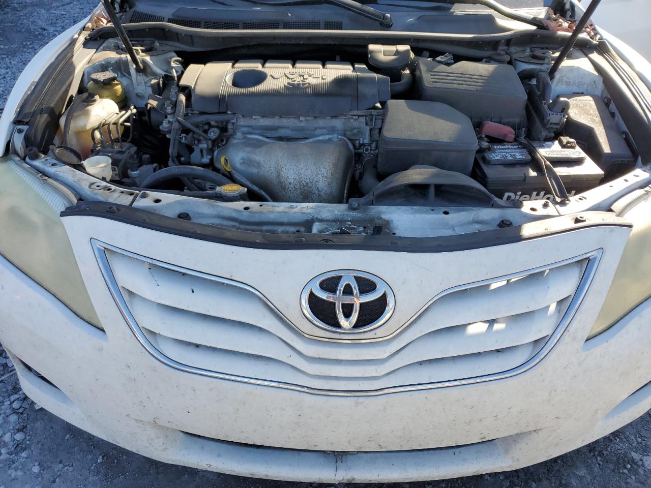 2011 Toyota Camry - Image 11