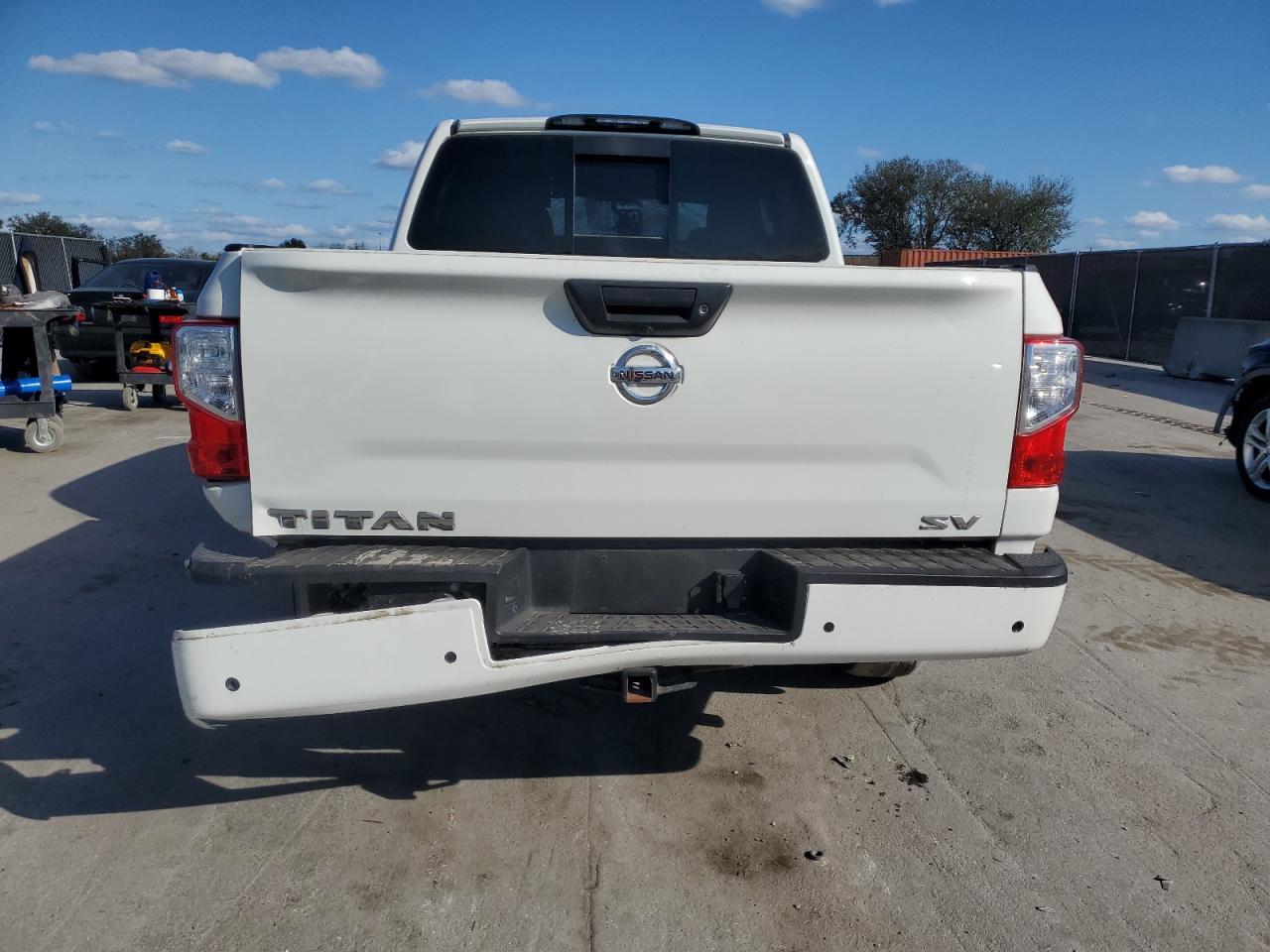 2021 Nissan Titan - Image 6