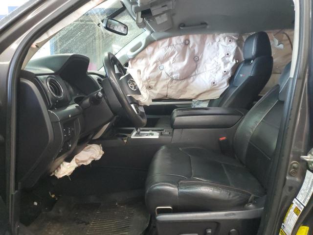 Пикапы TOYOTA TUNDRA 2016 Серый