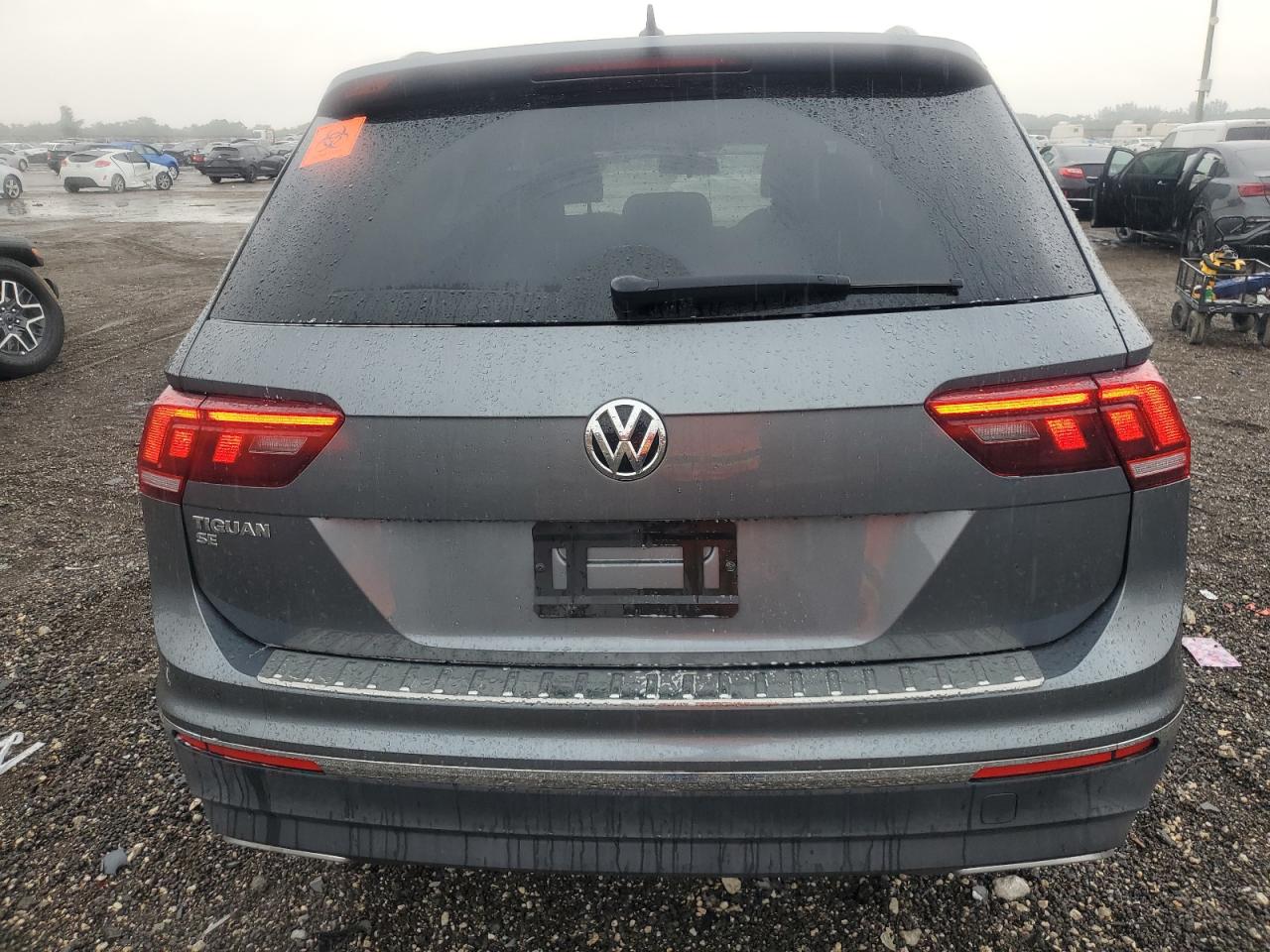 2020 Volkswagen Tiguan - Image 6