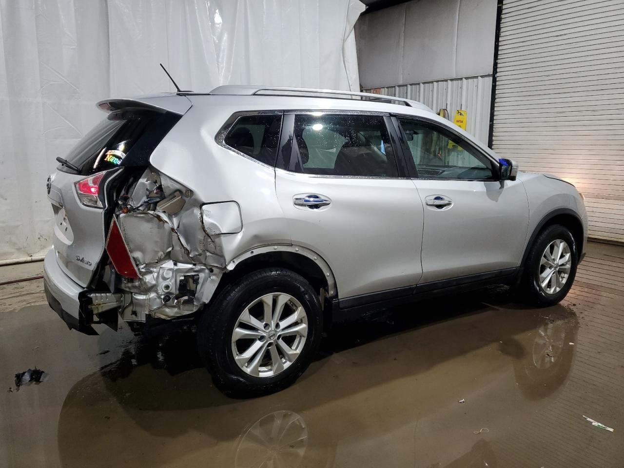 2015 Nissan Rogue - Image 3