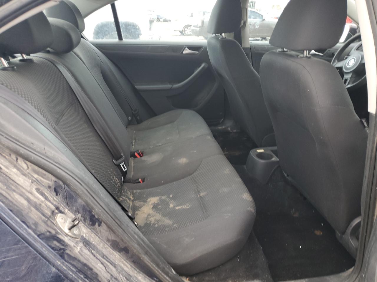 2013 Volkswagen Jetta Base VIN: 3VW2K7AJ0DM384770 Lot: 43283935