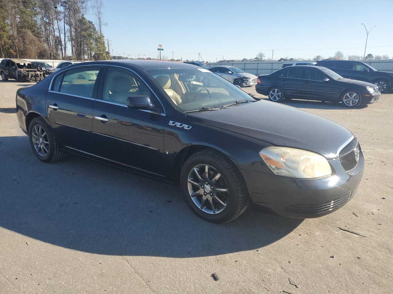 2007 Buick Lucerne - Image 4