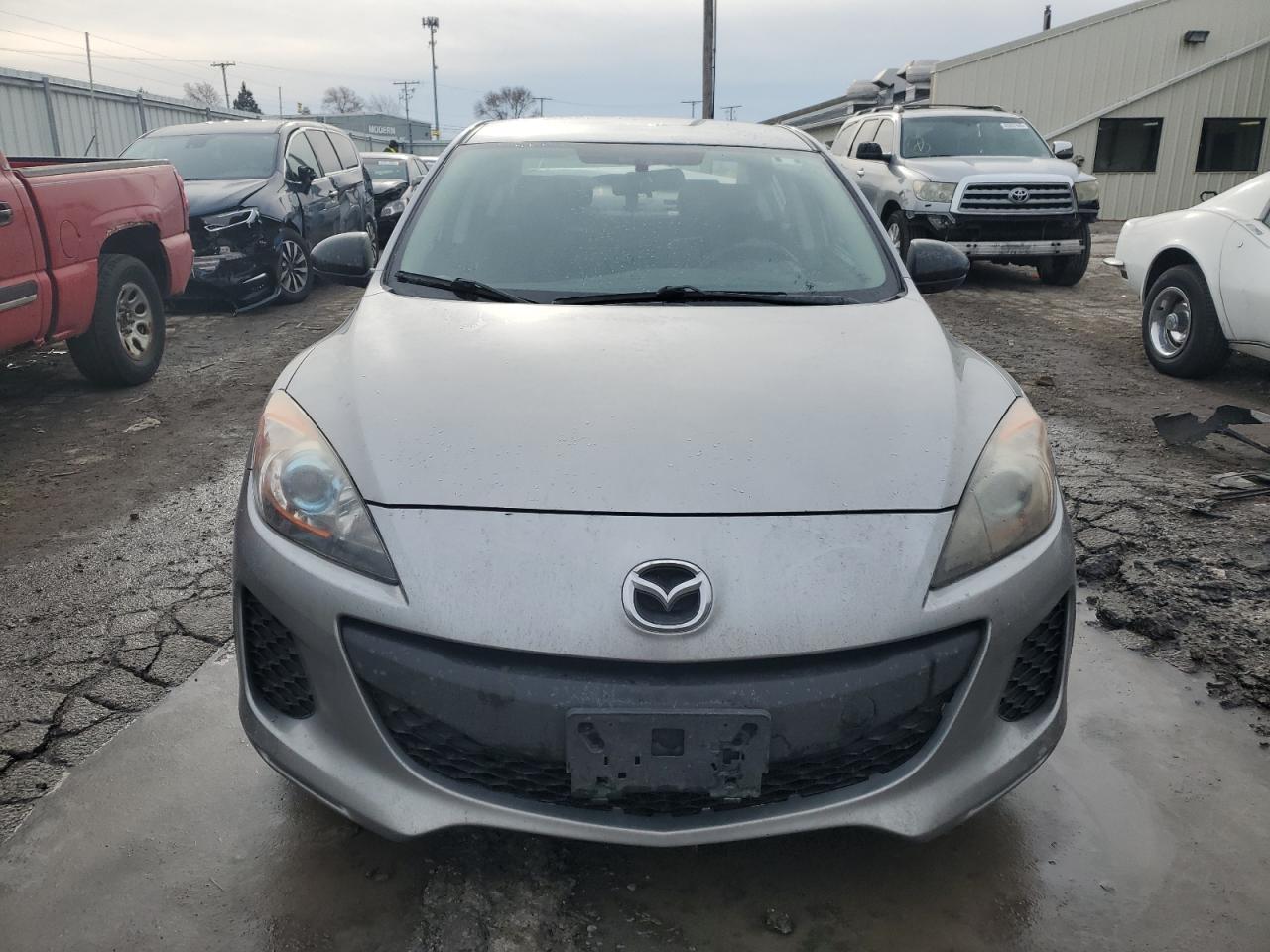 2012 Mazda 3 - Image 5