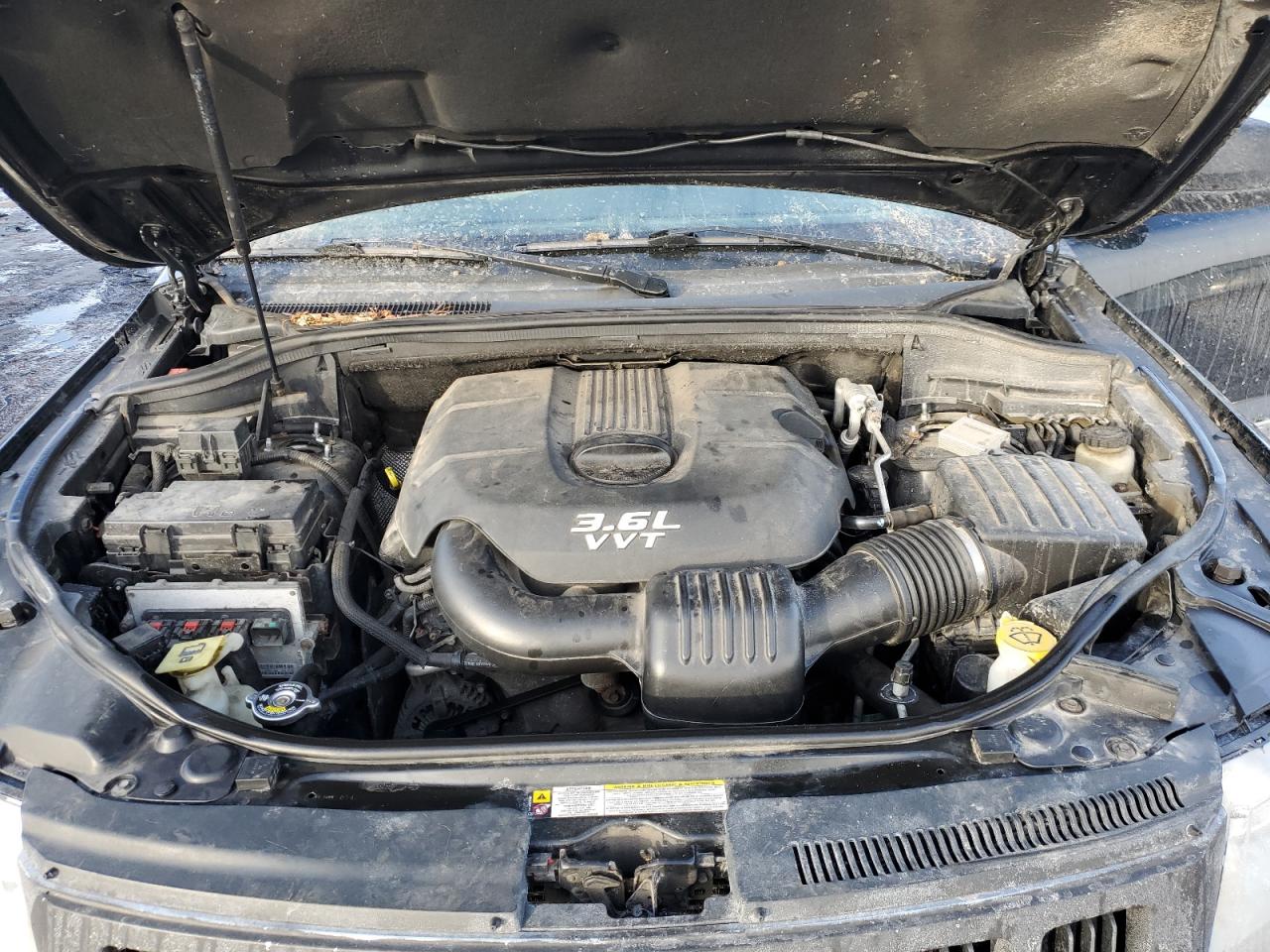 2012 Jeep Grand Cherokee - Image 12