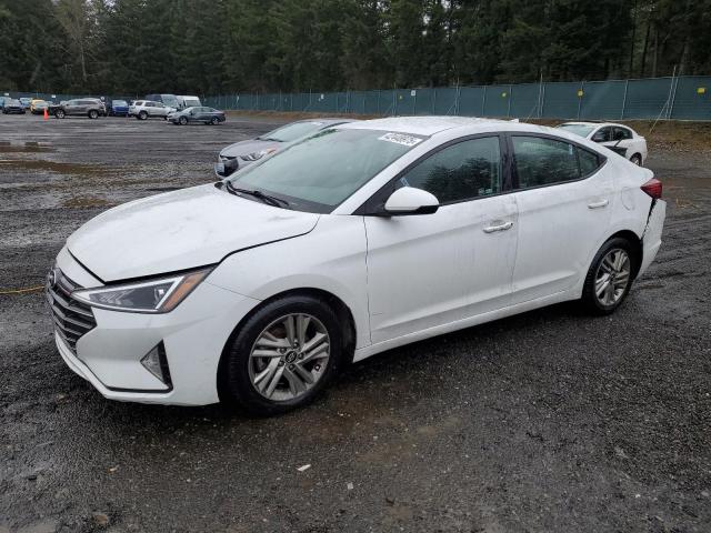  HYUNDAI ELANTRA 2019 Белы