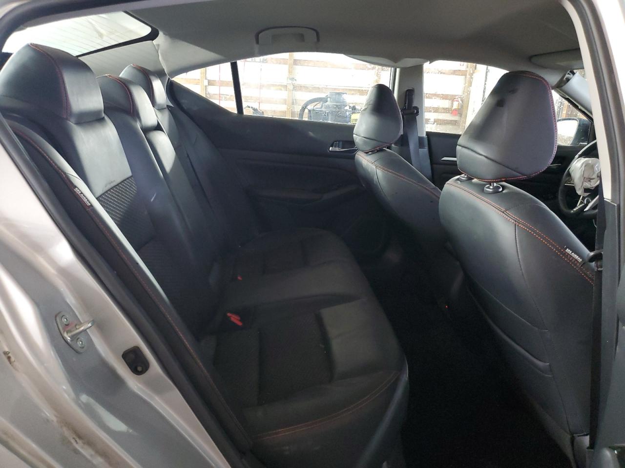 2024 Nissan Altima - Image 10