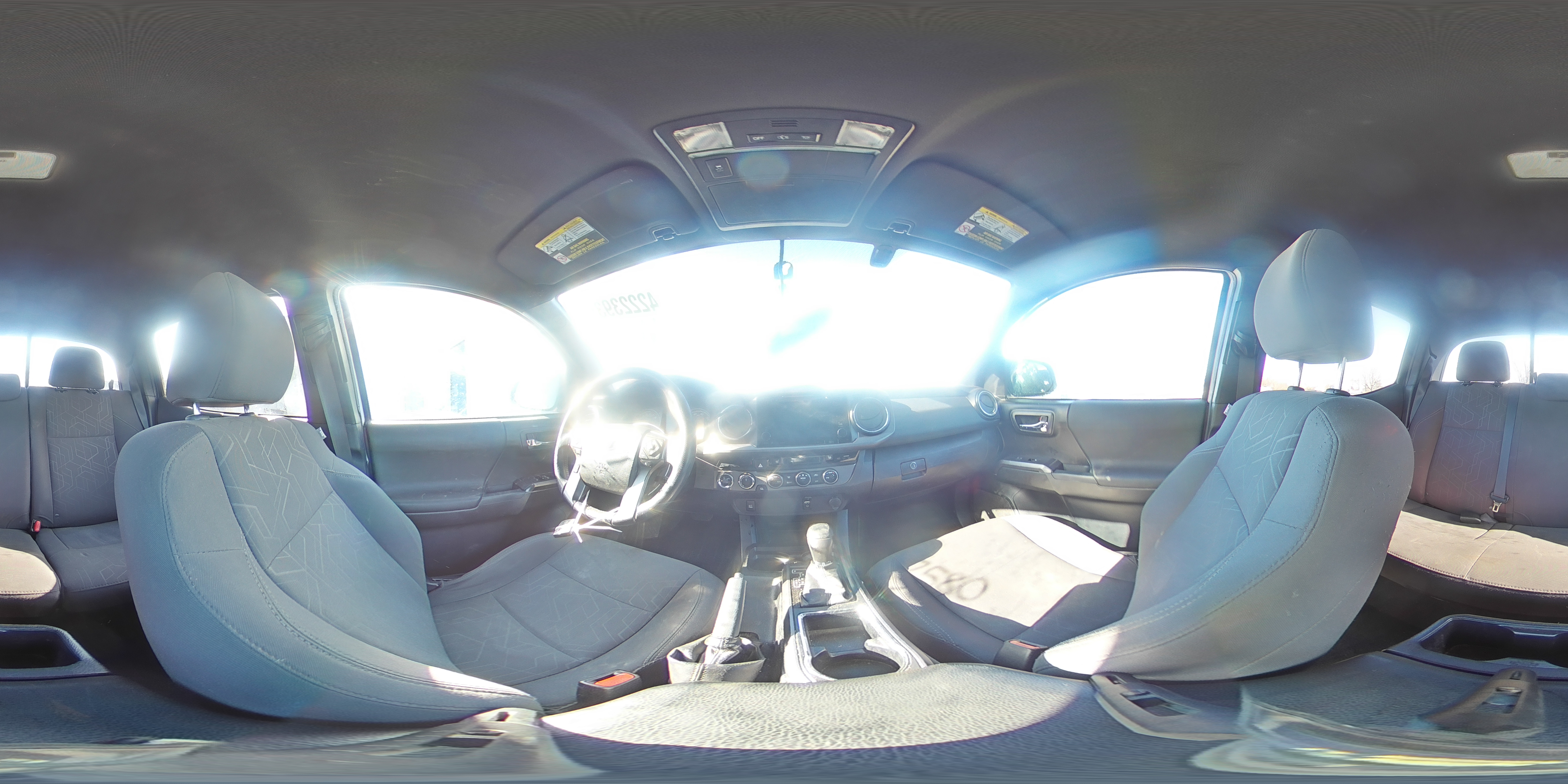 2017 Toyota Tacoma - Image 16