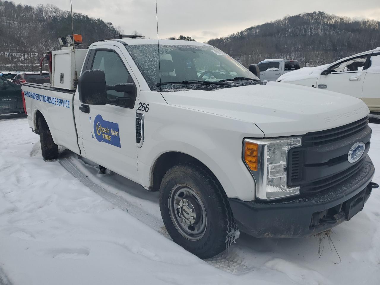 2017 Ford F250 - Image 4