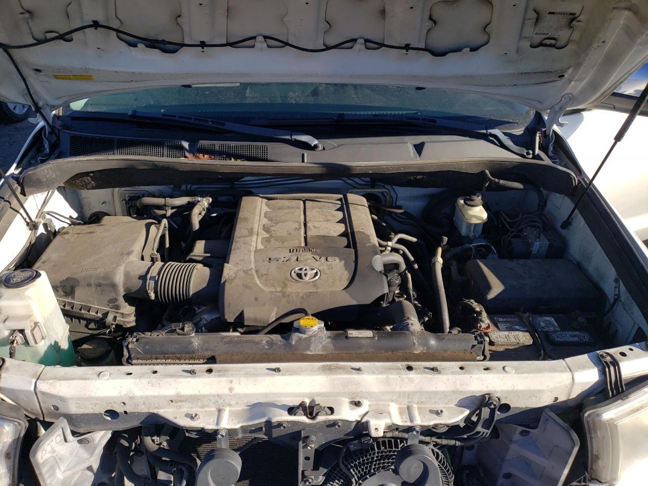 2011 Toyota Sequoia - Image 12